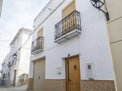 Casa de Pueblo en venta en Seron, Almeria