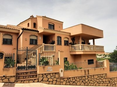 Villa en venta en Turre, Almeria