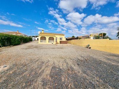 Villa for sale in Cantoria, Almeria