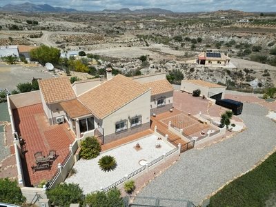 Villa en venta en Albox, Almeria