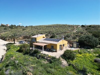 Cortijo/Finca for sale in Alfaix, Almeria