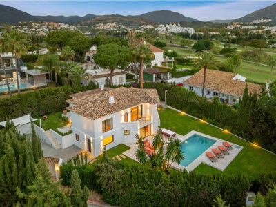 Villa te koop in Marbella, Malaga