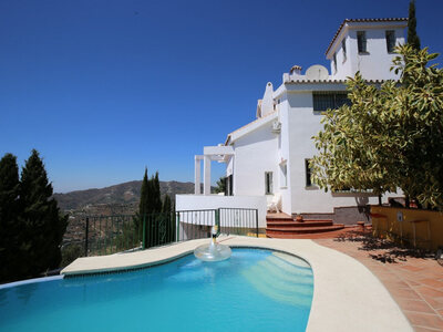 Villa zum verkauf in Torrox, Malaga