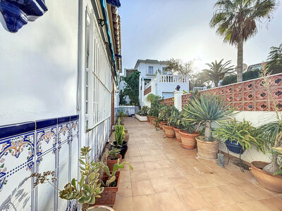 Villa te koop in Velez-Malaga, Malaga