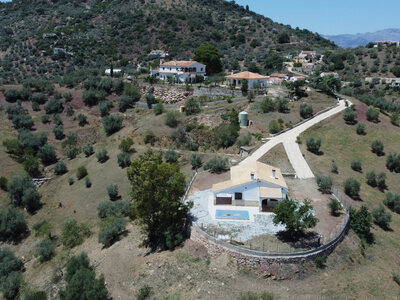 Villa zum verkauf in Comares, Malaga