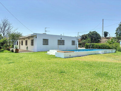 Cortijo/Finca te koop in Velez-Malaga, Malaga