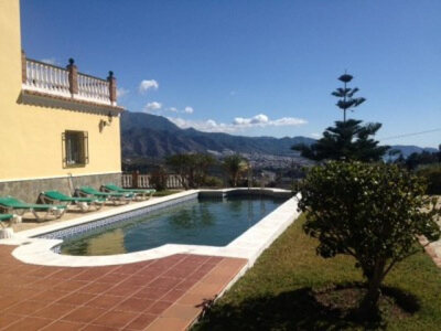 Villa te koop in Nerja, Malaga