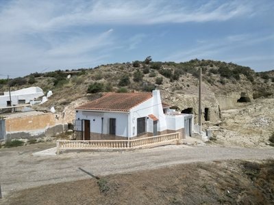 Cave House for sale in Cuevas del Almanzora, Almeria
