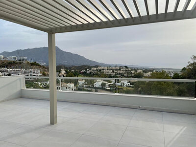 Appartement te koop in Benahavis, Malaga