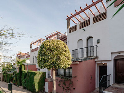 Duplex/Townhouse te koop in Estepona, Malaga