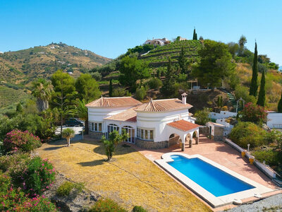 Villa te koop in Competa, Malaga