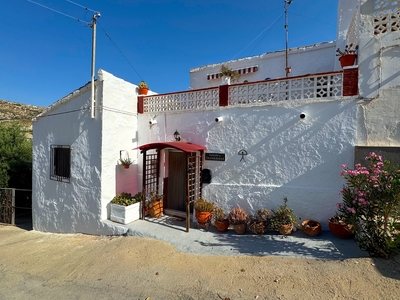Village House for sale in La Herreria, Almeria