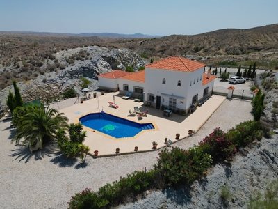 Villa à vendre en Oria, Almeria