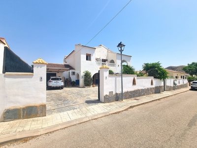 Villa for sale in Arboleas, Almeria
