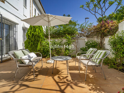 Apartamento en venta en Marbella, Malaga