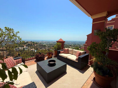Appartement te koop in Benahavis, Malaga